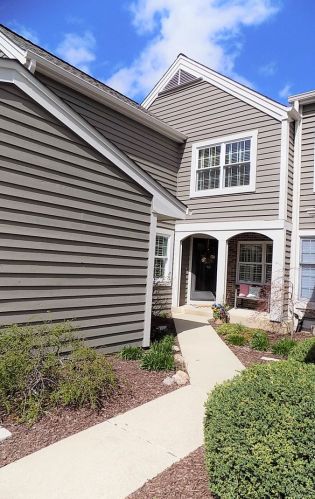 1492 Aberdeen Ct, Naperville, IL 60564-9796