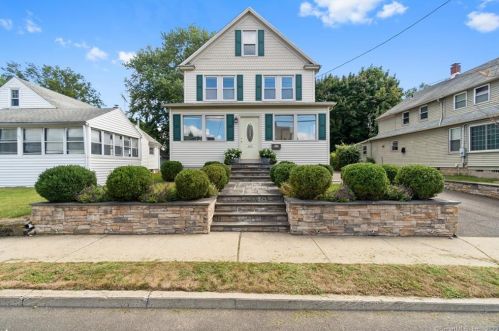 625 Naugatuck Ave, Milford, CT 06461-4060