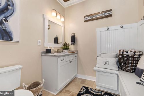 1500 Sandy Glenn Pl, Sandy Spring MD  20860-3007 exterior