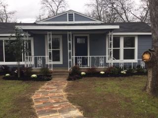 6108 Brocks Ln, Fort Worth TX  76114-2412 exterior