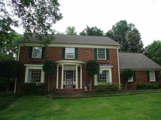 8342 Stone Creek Dr, Memphis, TN 38138-7610