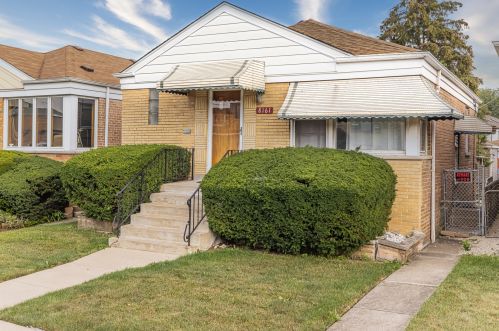8161 Forest Preserve Ave, Chicago, IL 60634-2909