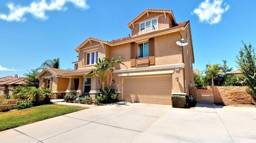 19754 Country Rose Dr, Riverside, CA 92508-6808