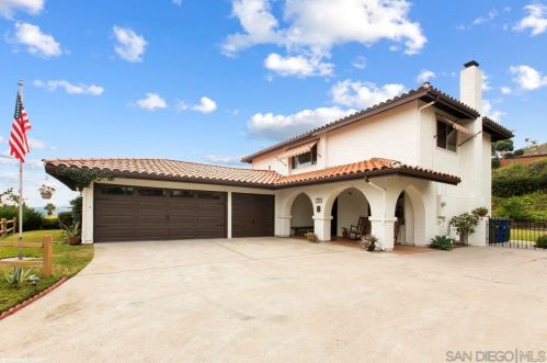 1569 Honey Hill Ter, El Cajon, CA 92020-1451
