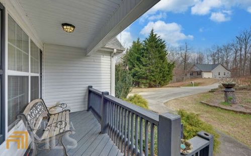 276 Woodcrest Dr, Clarkesville, GA 30523-7849