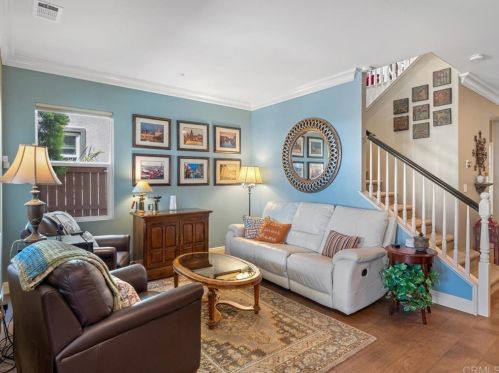 1666 Las Flores Dr, San Marcos, CA 92069-4211