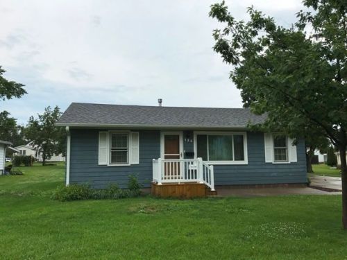 134 Kellogg Ave, Kewanee, IL 61443-3733