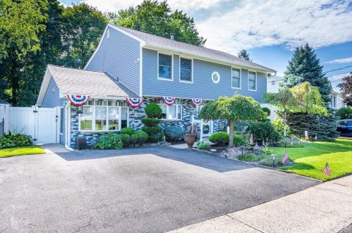 26 Stony Rd, Edison, NJ 08817-3257