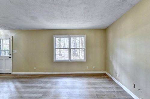 3936 Woodland Cir, Conyers GA  30013-3057 exterior
