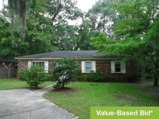 208 Kevin Dr, Savannah, GA 31406-5889