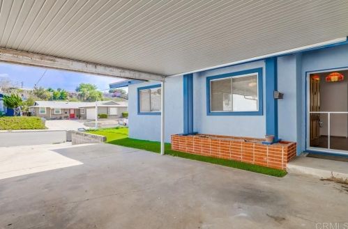1662 Primera St, Lemon Grove, CA 91945-4304