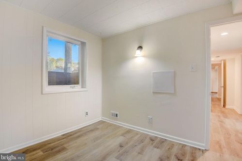 1606 Northcrest Dr, Silver Spring MD 20904-1456 exterior