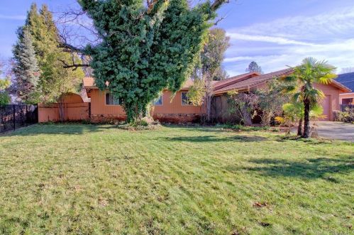 6150 Sawmill Rd, Paradise, CA 95969-4339