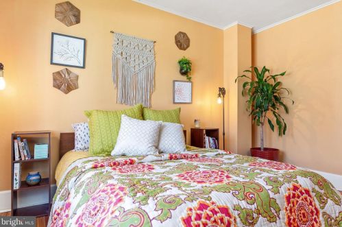 153 Park Pl, Camden NJ 08106-1221 exterior