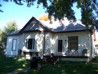 586 5th St, Syracuse, NE 68446-9334