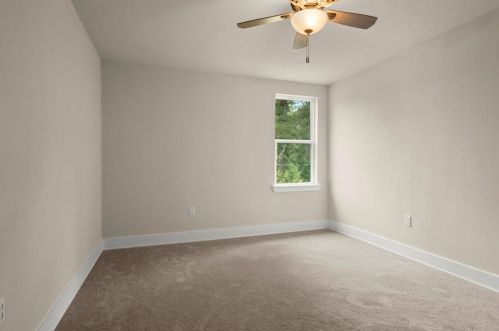 302 Brk Holw Dr, Conroe TX  77385-9107 exterior