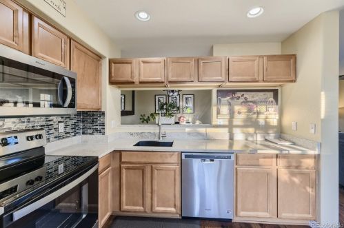 23485 Platte Dr, Aurora, CO 80016-4221