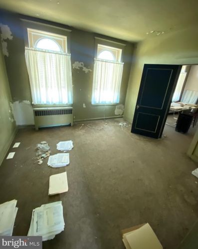 2711 Allegheny Ave, Philadelphia PA  19132-1224 exterior