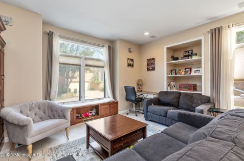 65 Rancho Mirage Ct, Holmdel Village, NJ 07733-2555