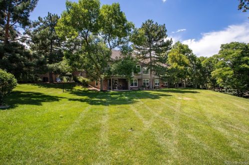 6193 Briarwood Cir, Englewood CO 80112-1035 exterior