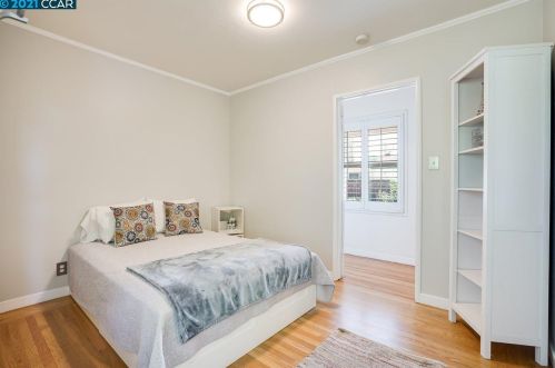 1399 Grv Way, Concord CA  94518-1208 exterior