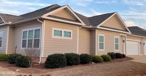 425 Nandina Ct, Warner Robins, GA 31088-9168