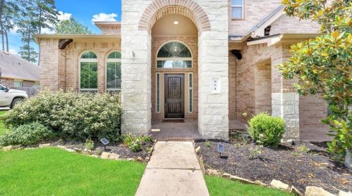 651 Spring Forest Dr, Conroe TX  77302-1209 exterior