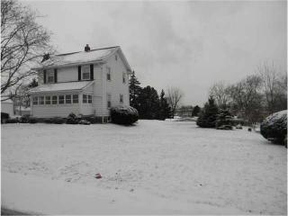 406 Sewell Dr, Toledo, OH 43616-2737