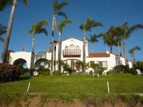 305 Hillcrest Dr, Encinitas, CA 92024-1566