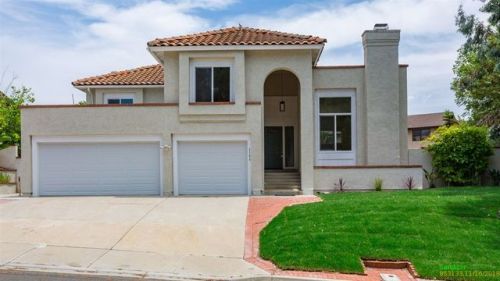 2104 Niblick Ter, Oceanside, CA 92056-3210