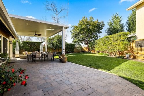 8 Campanero, Irvine CA  92620-1821 exterior