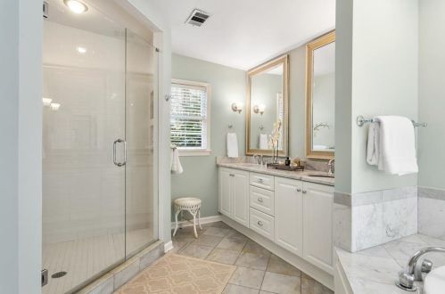 4045 Arden Way, Atlanta GA  30342-3954 exterior