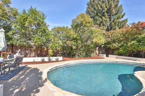 1731 Larkellen Ln, Los Altos CA exterior