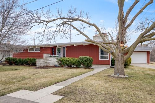 144 Vista Ter, Sycamore, IL 60178-1554