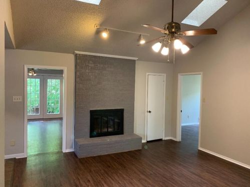 837 Arcadia St, Fort Worth TX  76179-3401 exterior