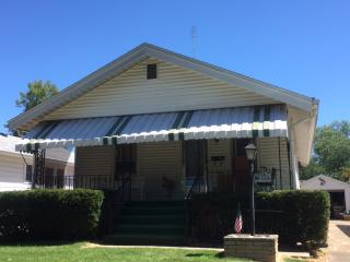 2336 Lowell Ave, Springfield, IL 62704-4639