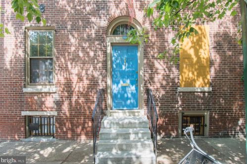 408 10th St, Philadelphia, PA 19147-1208