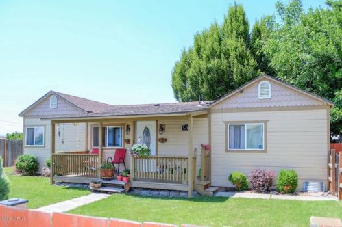 504 Danjou St, Zillah, WA 98953-9505