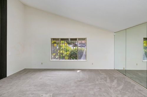 16350 Rancho Escondido Dr, Riverside CA  92506-5816 exterior
