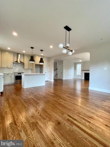 113 Spot Clb Rd, Arnold MD 21012-1002 exterior