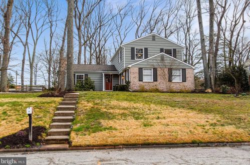 36 Whittier Pkwy, Severna Park, MD 21146-3051