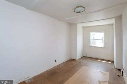 2512 9 St, Philadelphia PA  19133-0016 exterior