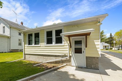 213 River St, Boulder Hill, IL 60538-1364
