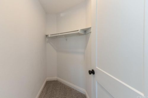 8 Henry, Irvine CA  92620-3256 exterior