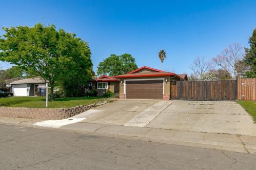 9801 Beachwood Dr, Citrus Heights, CA 95662-5505
