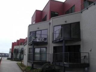 1020 Naito Pkwy, Portland, OR 97209-4722