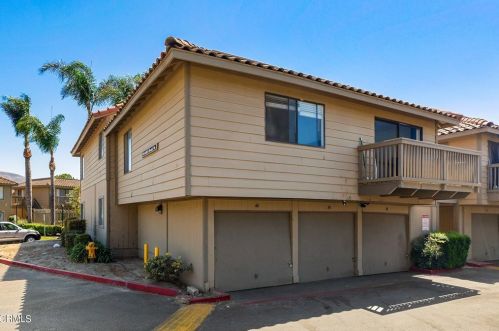 150 Steckel Dr, Santa Paula, CA 93060-2432