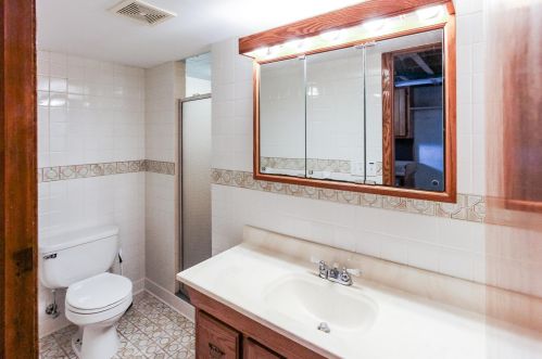 2126 Hillview Rd, Saint Paul MN  55112-1224 exterior