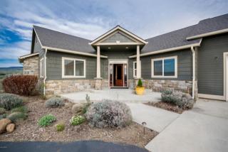 1461 Songbird Way, Yakima, WA 98908-9330