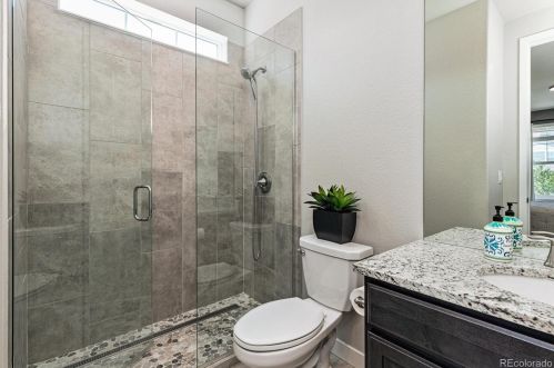 27938 Clifton Pl, Denver CO  80016 exterior